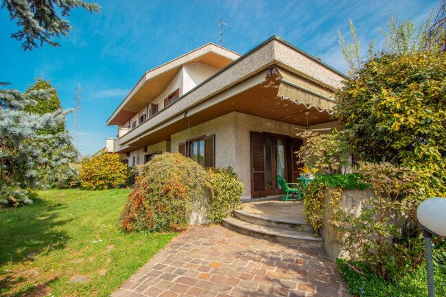 Villa à Robecchetto con Induno, Lombardie, Italie 2 - 17618242