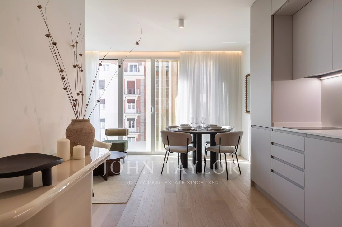 Apartment in Chamberi, Madrid, Spain 1 - 15594060