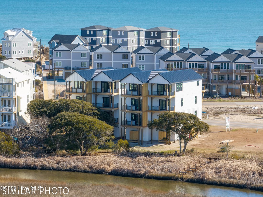 Townhouse in Surf City, North Carolina, United States 5 - 17618580