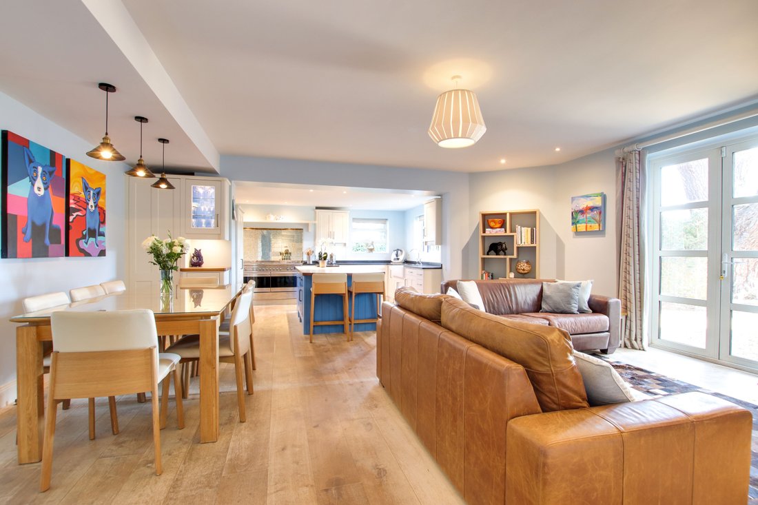 House in Lymington, England 5 - 17618215