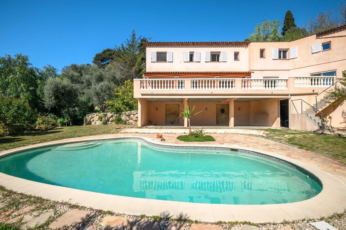 House in Nice, Provence-Alpes-Côte d'Azur, France 1 - 17619172