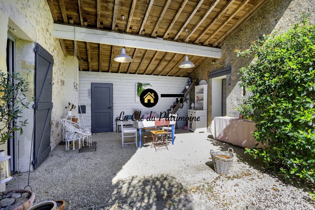 House in Saint-Selve, Nouvelle-Aquitaine, France 2 - 17619058