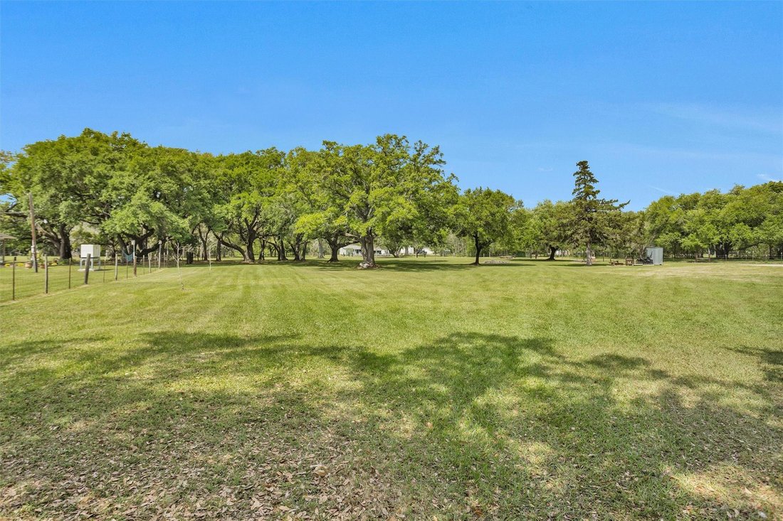 House in Manvel, Texas, United States 3 - 17618674