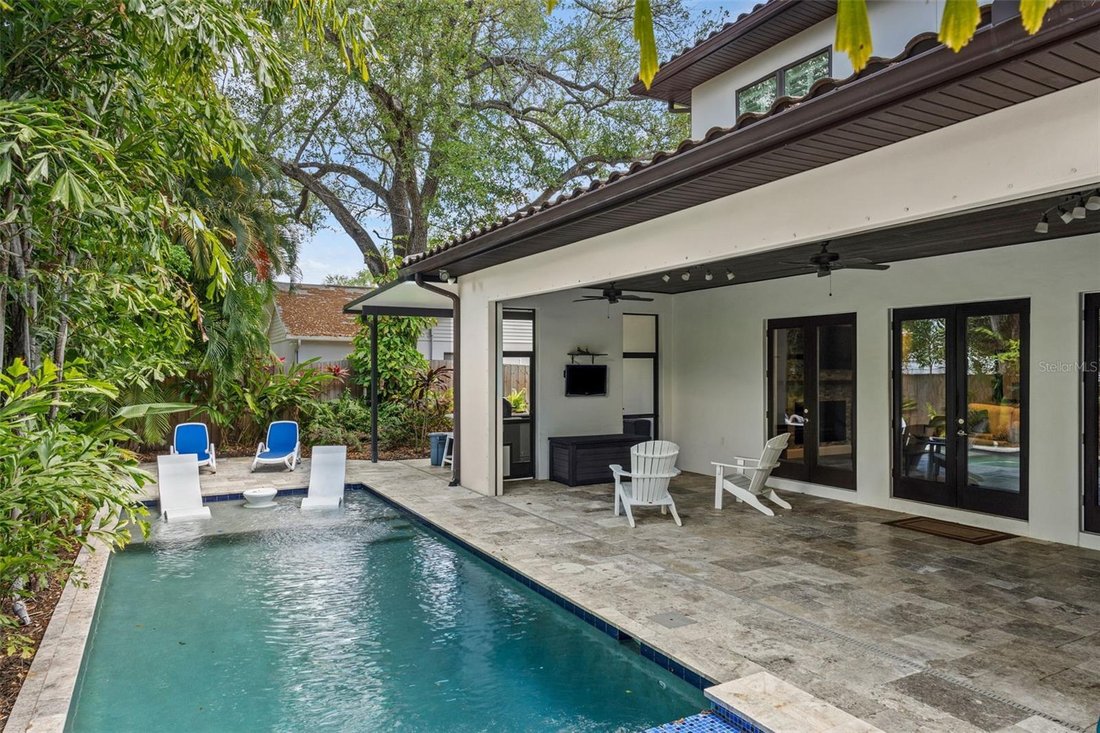 House in Tampa, Florida, United States 5 - 17618537