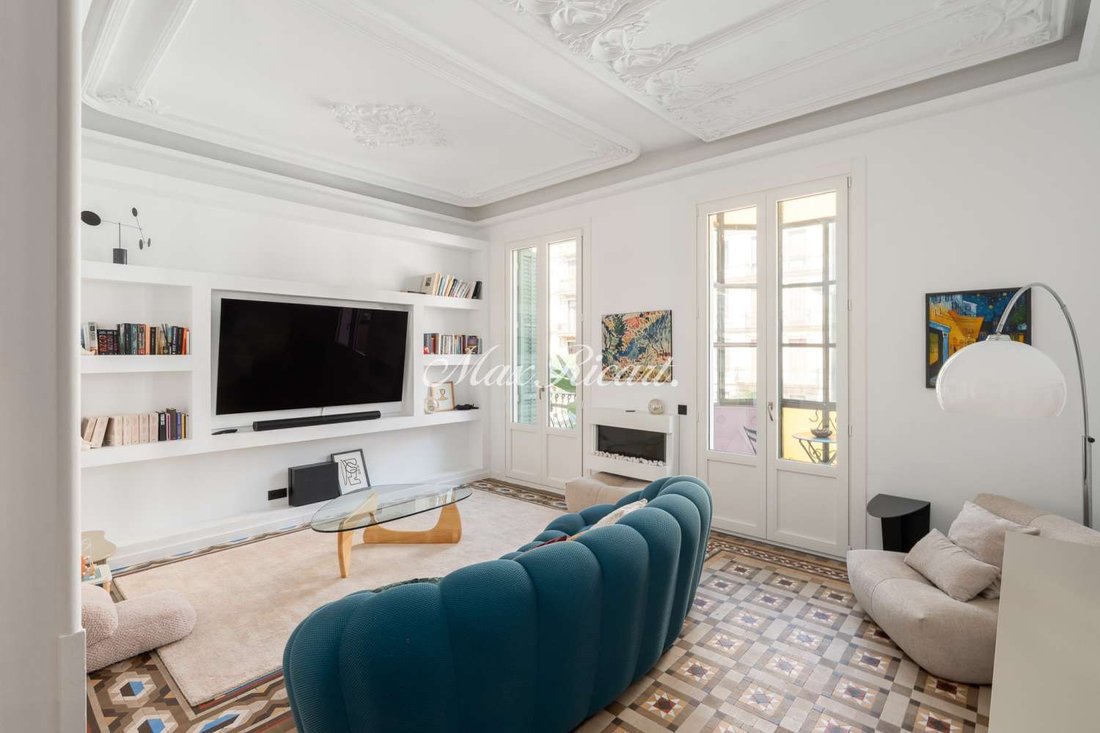 Apartment in Eixample, Barcelona, Spain 3 - 17618146