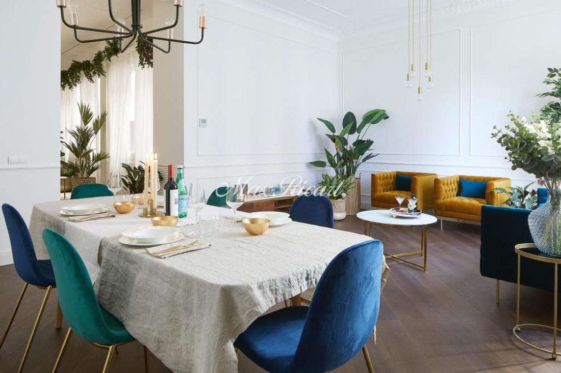 Apartment in Eixample, Barcelona, Spain 1 - 17618064