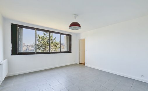 Apartment in Clignancourt-Jules Joffrin, Paris 18e Arrondissement, Paris 1