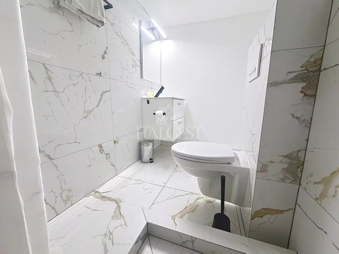Apartment in French Riviera, Provence-Alpes-Côte d'Azur, France 4 - 17618679