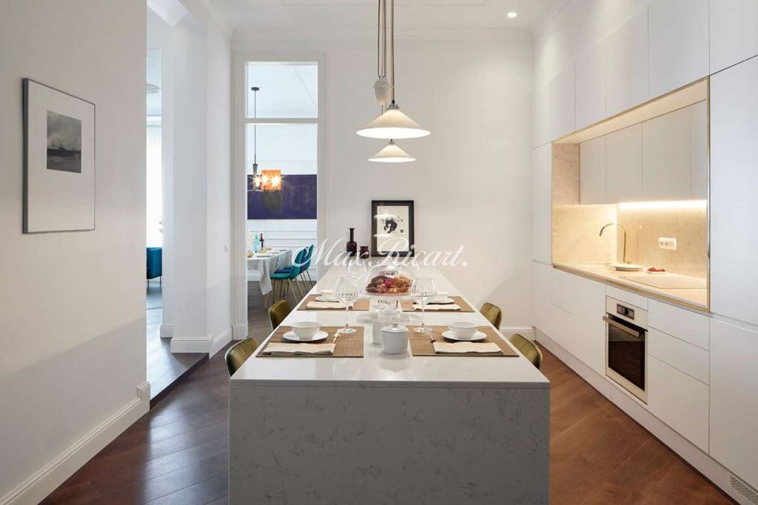 Apartment in Eixample, Barcelona, Spain 3 - 17618064