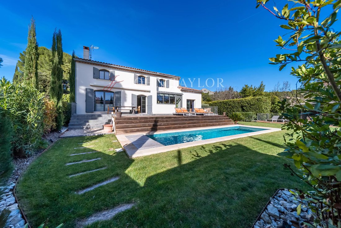 House in Maussane-les-Alpilles, Provence-Alpes-Côte d'Azur, France 1 - 17618744