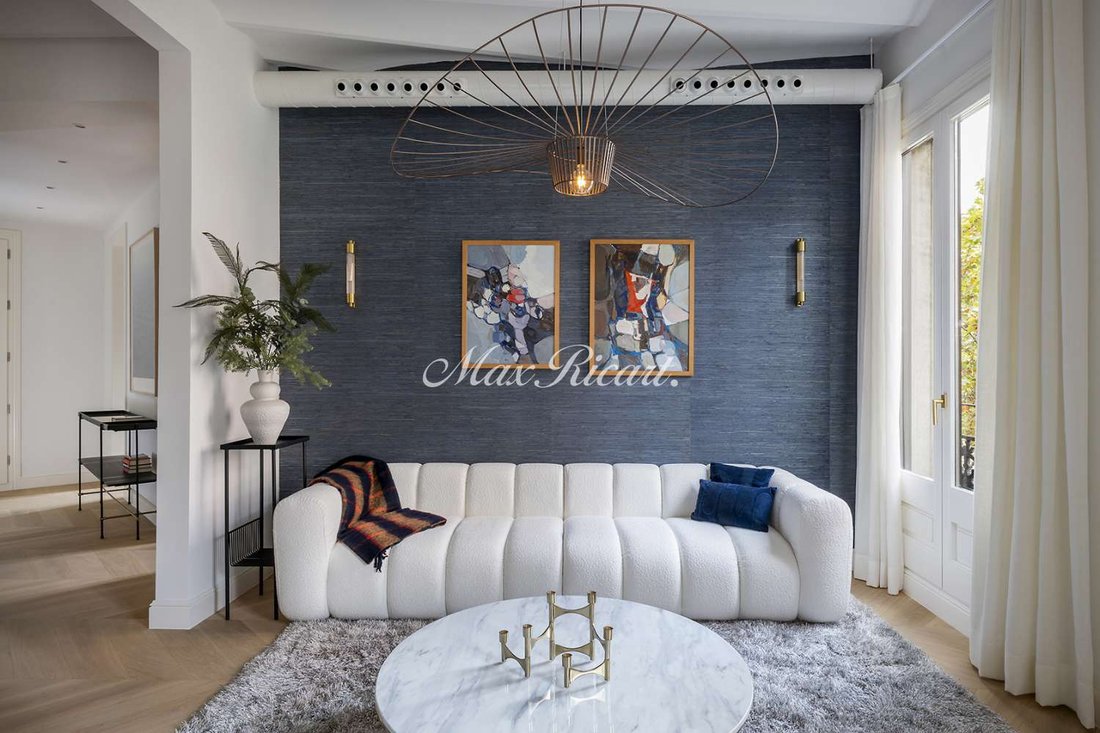Apartment in Eixample, Barcelona, Spain 2 - 17618249