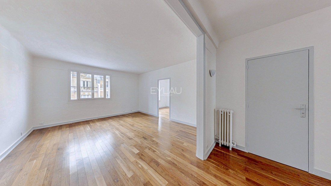 Apartment in Pereire-Malesherbes, Paris 17e Arrondissement, Paris 1 - 17619152