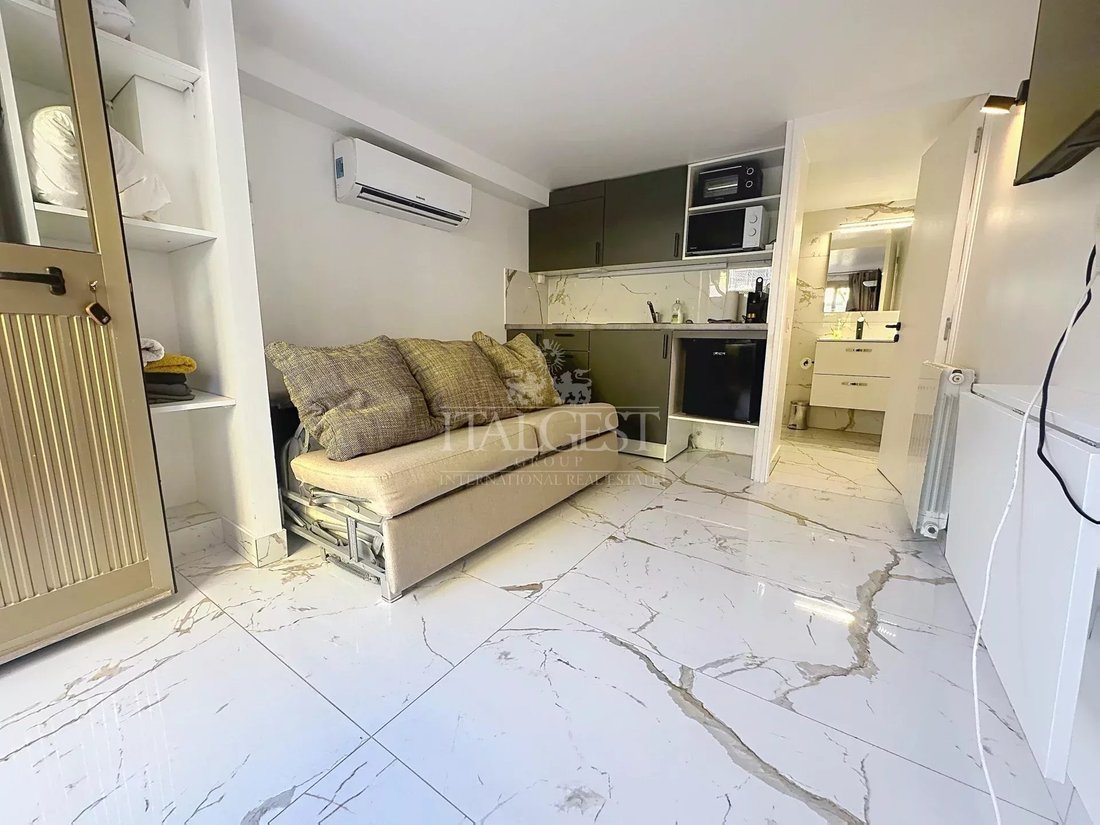 Apartment in French Riviera, Provence-Alpes-Côte d'Azur, France 2 - 17618679