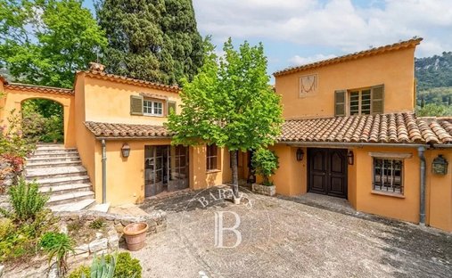 Maisons de campagne à Grasse, Provence-Alpes-Côte d'Azur, France 1