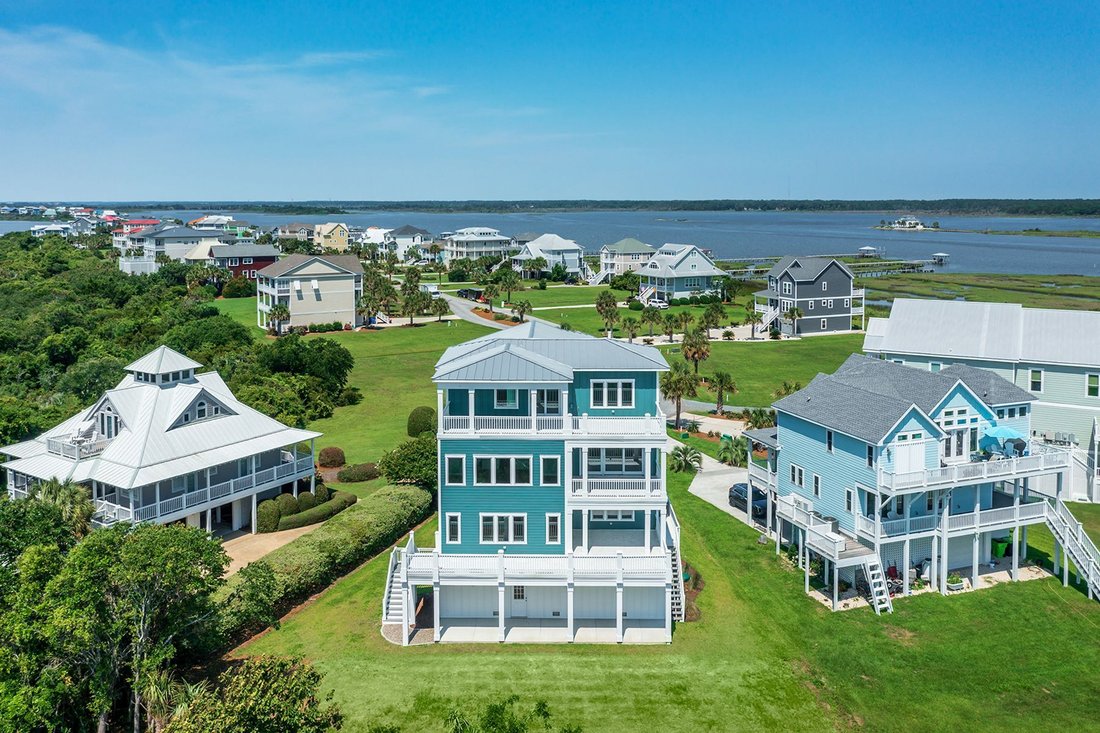 House in North Topsail Beach, North Carolina, United States 3 - 15848193