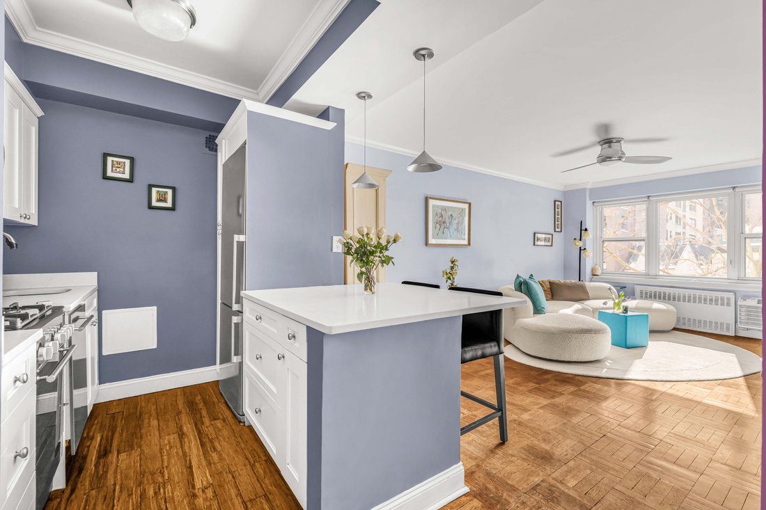Co Op in New York, New York, United States 2 - 17619646