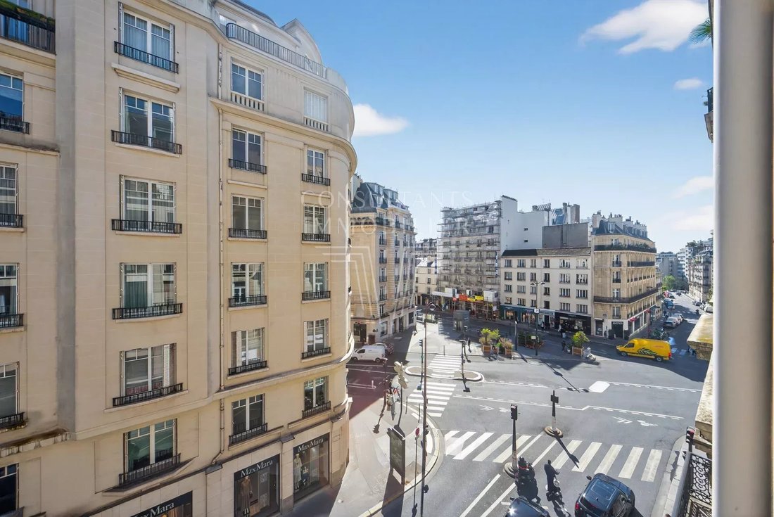 Apartment in Muette Nord, Paris 16e Arrondissement, Paris 2 - 17619772