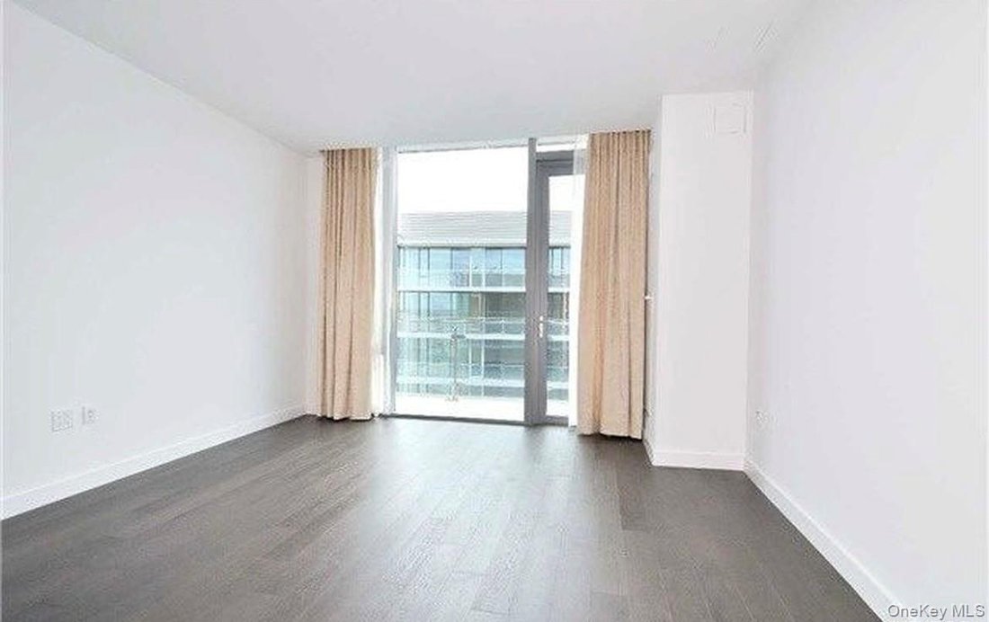 Condo in New York, New York, United States 3 - 17619323