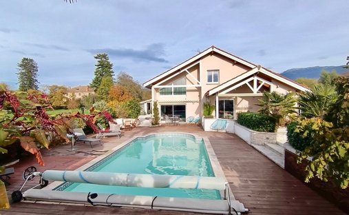 House in Jarrie, Auvergne-Rhône-Alpes, France 1