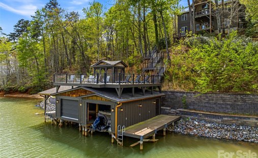 Casa a Lake Lure, Carolina del Nord, Stati Uniti 1