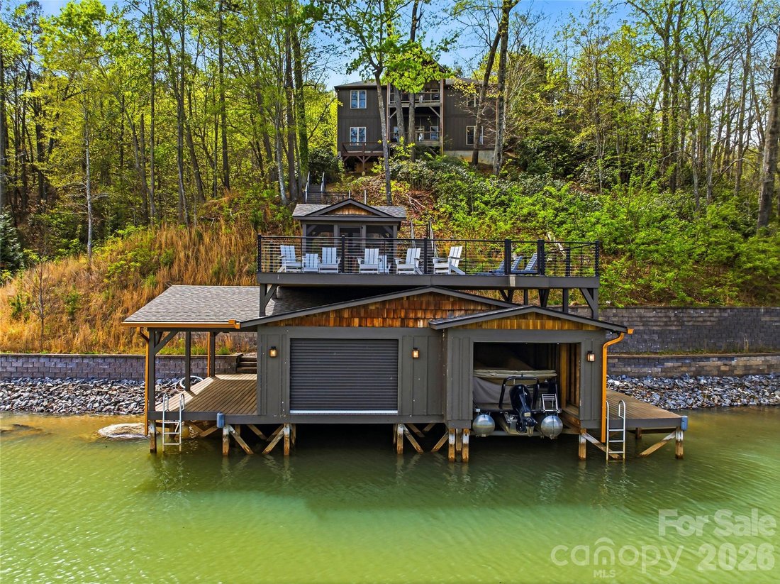 House in Lake Lure, North Carolina, United States 3 - 17619395