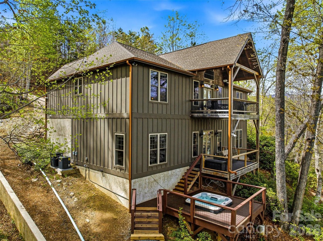 House in Lake Lure, North Carolina, United States 3 - 17619395