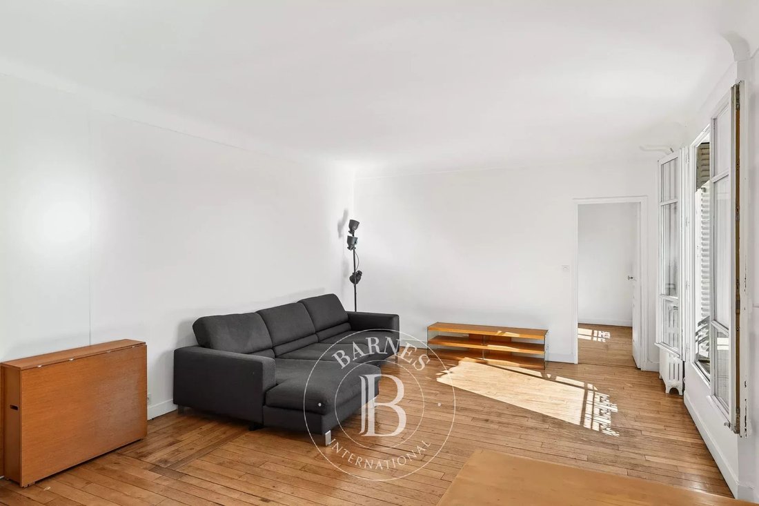 Apartment in Auteuil Sud, Paris 16e Arrondissement, Paris 5 - 17447015