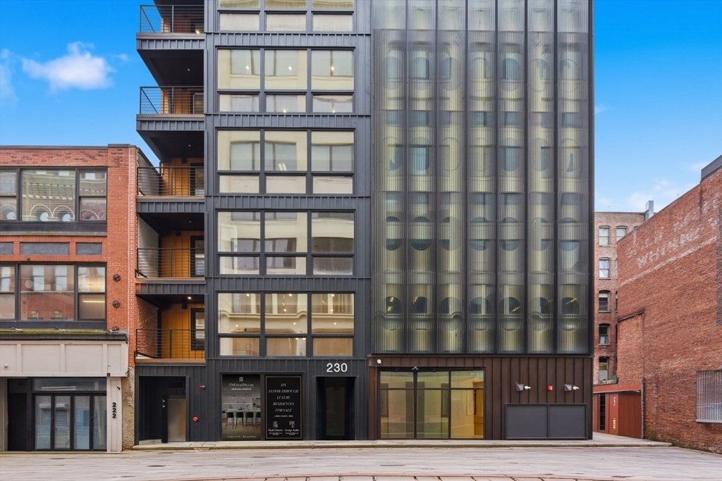 Condo in Boston, Massachusetts, United States 2 - 17619368