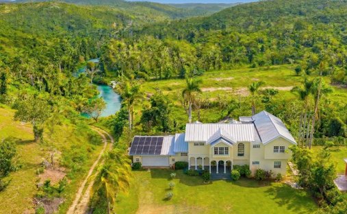 House in Martha Brae, Trelawny Parish, Jamaica 1