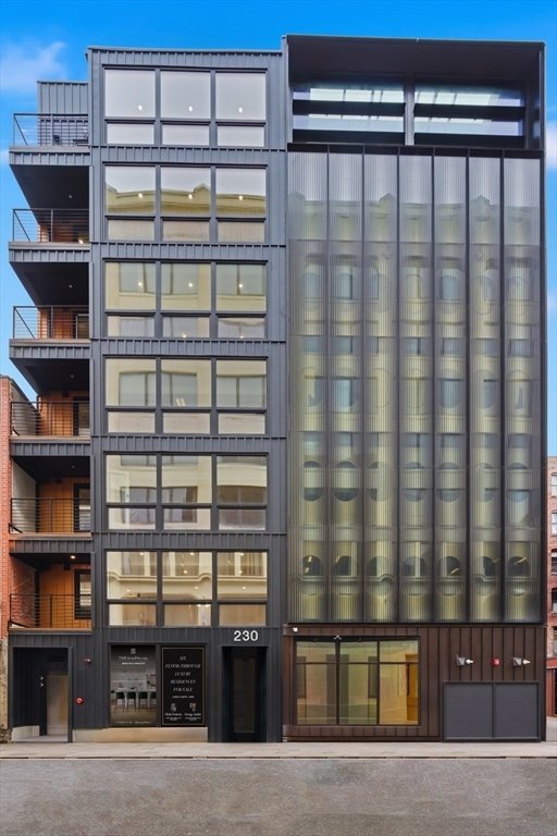Condo in Boston, Massachusetts, United States 1 - 17619368