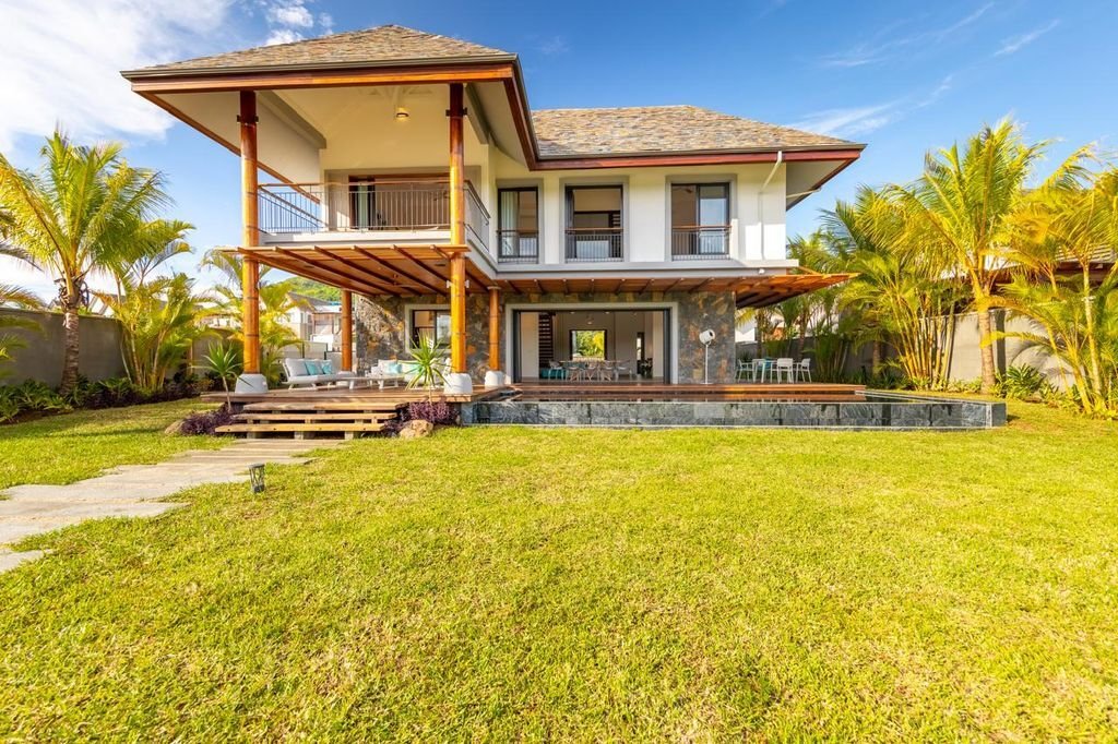 Villa in Grande Riviere Noire, Rivière Noire District, Mauritius 3 - 17619786