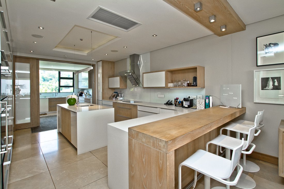House in Houghton Estate, Gauteng, South Africa 5 - 17624425