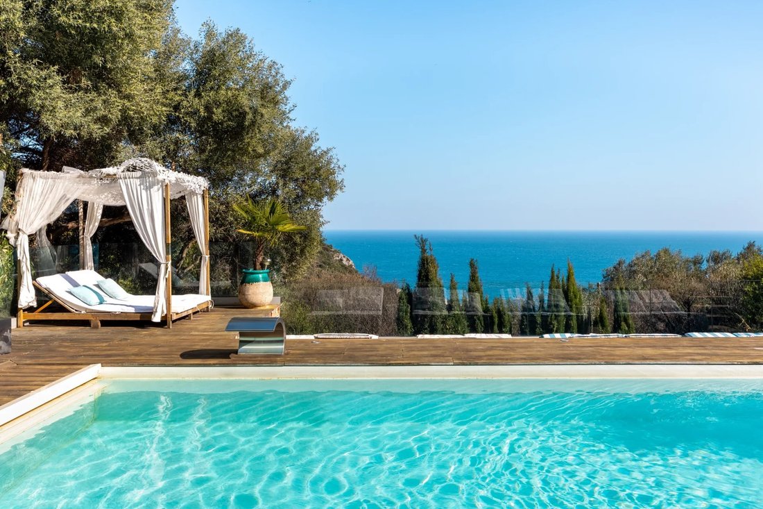 House in Èze, Provence-Alpes-Côte d'Azur, France 1 - 16824584