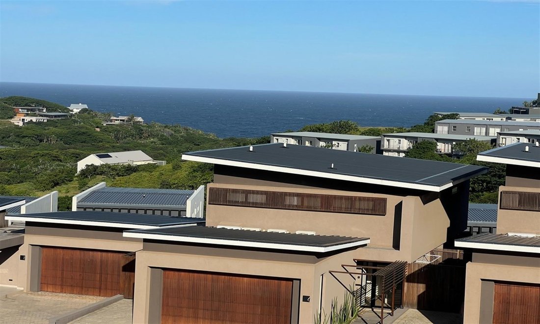 House in Sheffield Beach, KwaZulu-Natal, South Africa 5 - 16106467