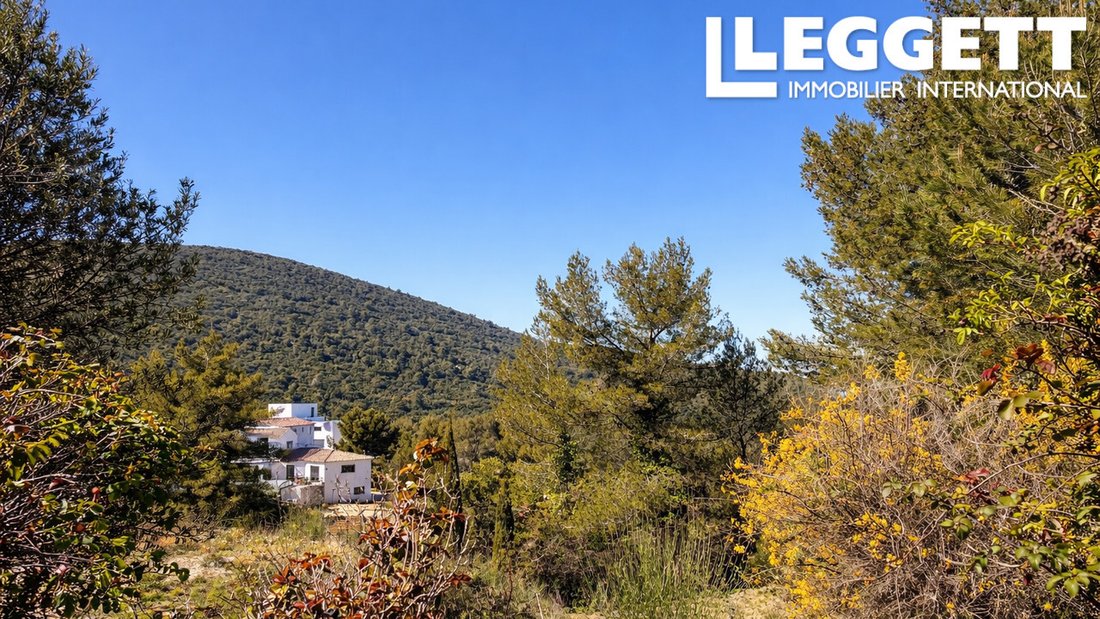 Villa in Saint-Zacharie, Provence-Alpes-Côte d'Azur, France 4 - 17622689