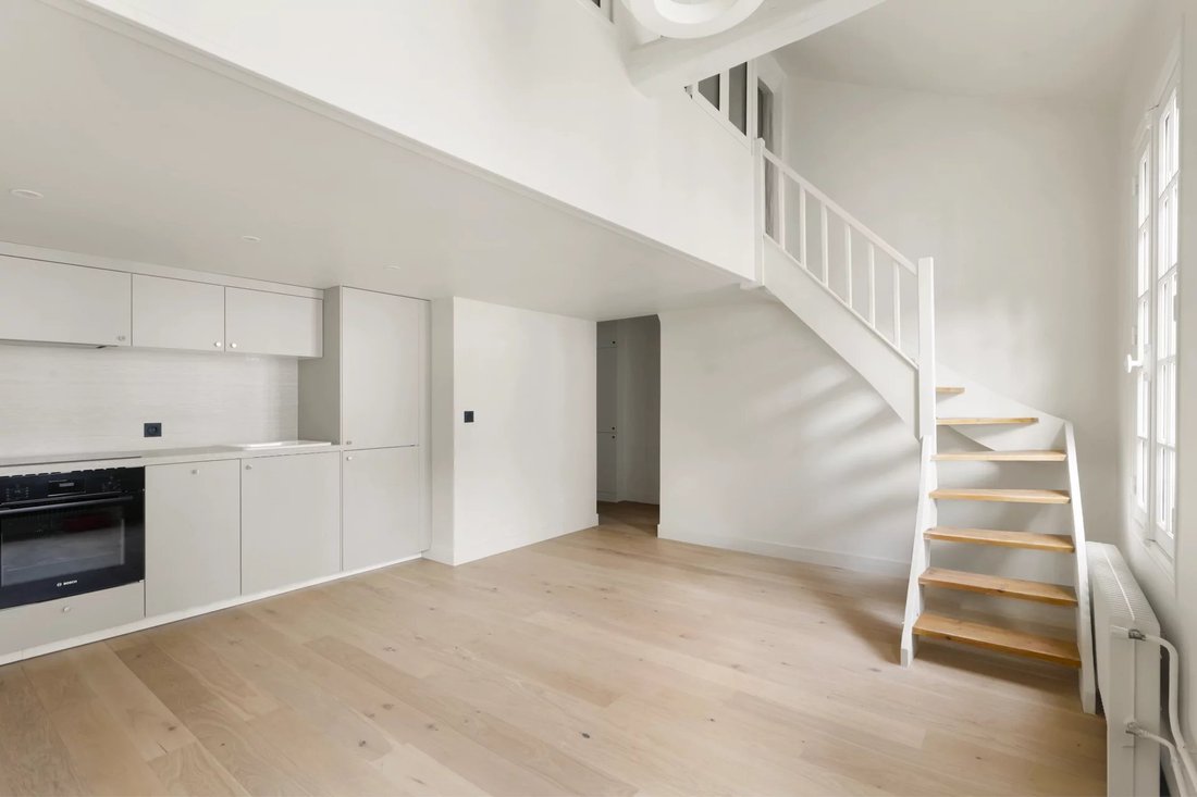 Apartment in Gros Caillou, Paris 7e Arrondissement, Paris 3 - 17620752
