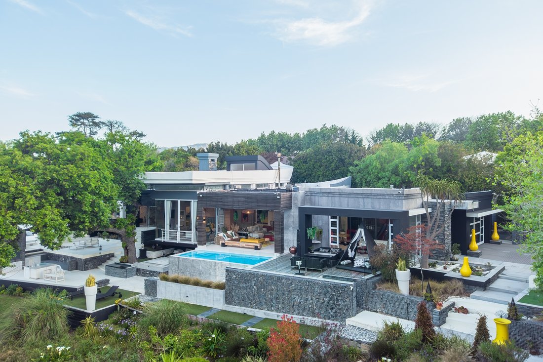 House in Nova Constantia, Cape Town, Western Cape 1 - 17624336