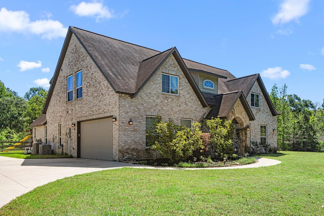House in Montgomery, Texas, United States 2 - 17621916