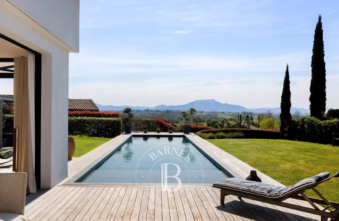 House in Arcangues, Nouvelle-Aquitaine, France 1 - 17602679