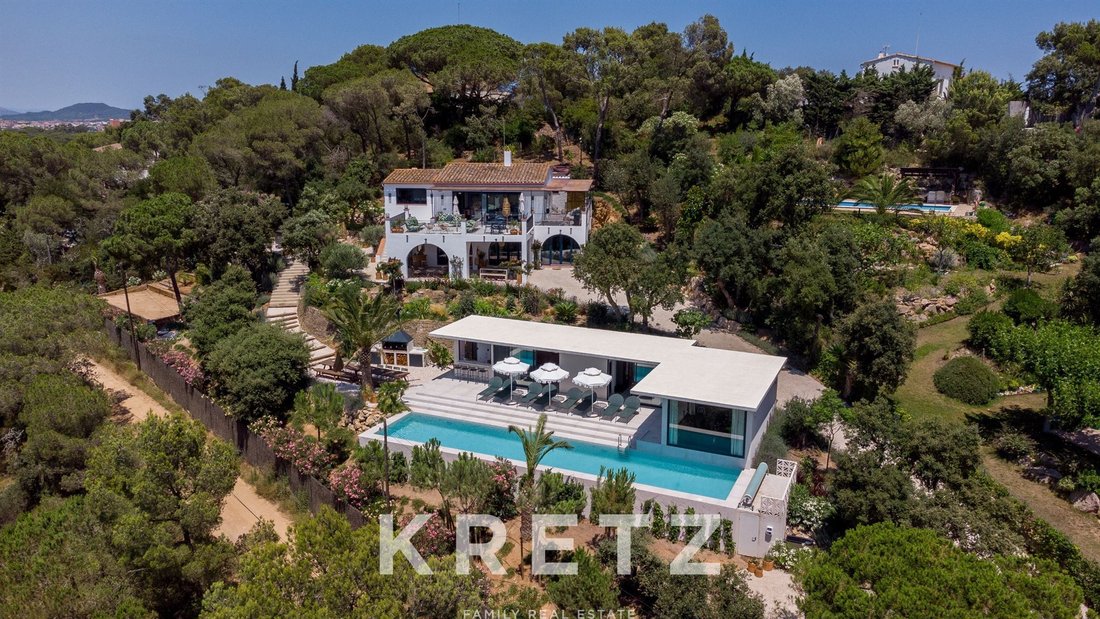 Villa in Calella de Palafrugell, Palafrugell, Catalonia 1 - 17622870