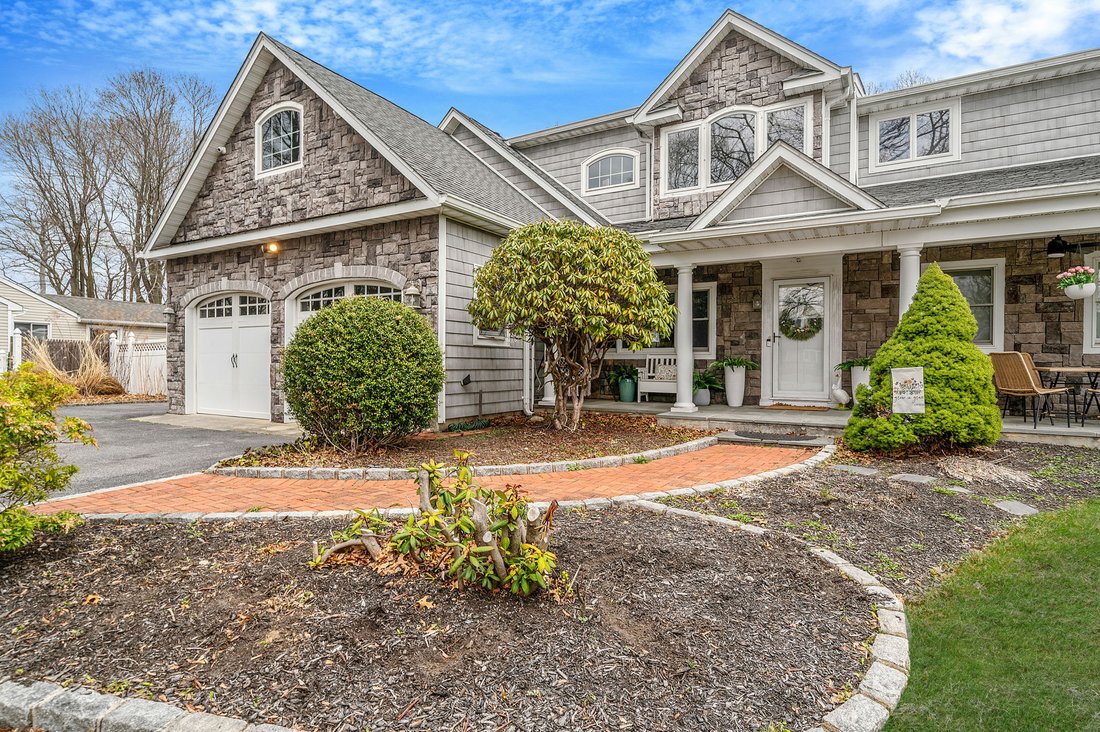 House in Mount Sinai, New York, United States 4 - 17619807