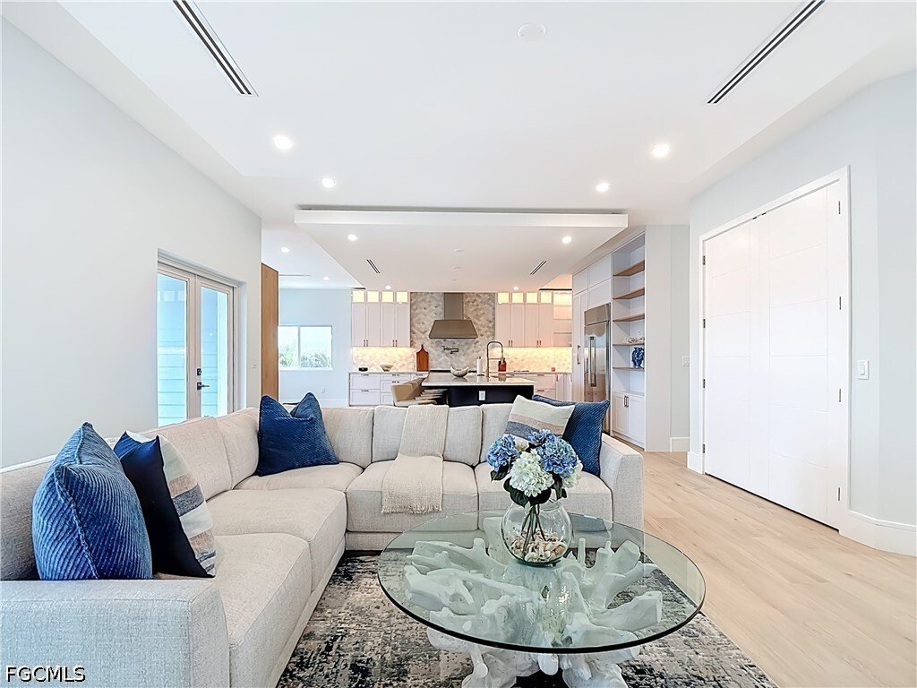 House in Fort Myers Beach, Florida, United States 3 - 17621776