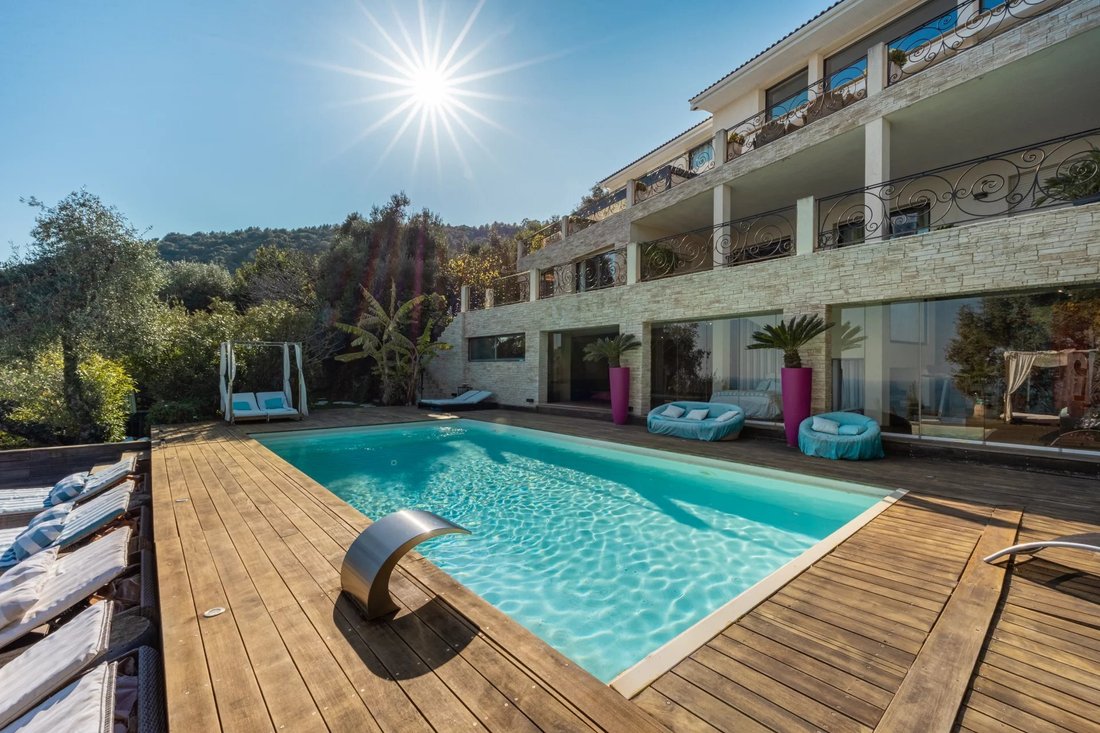 House in Èze, Provence-Alpes-Côte d'Azur, France 5 - 16824584
