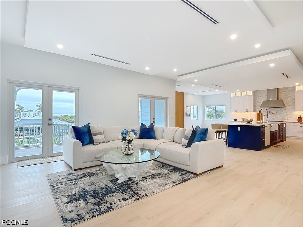 House in Fort Myers Beach, Florida, United States 2 - 17621776