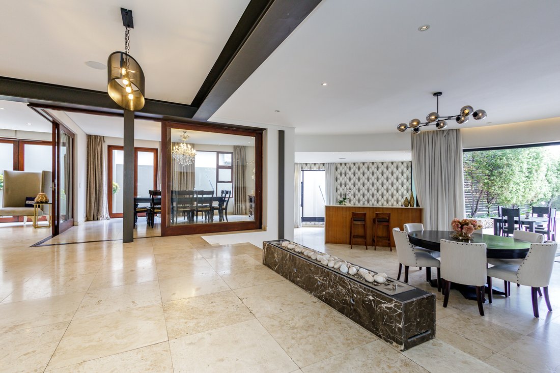 House in Bryanston, Gauteng, South Africa 3 - 17624289