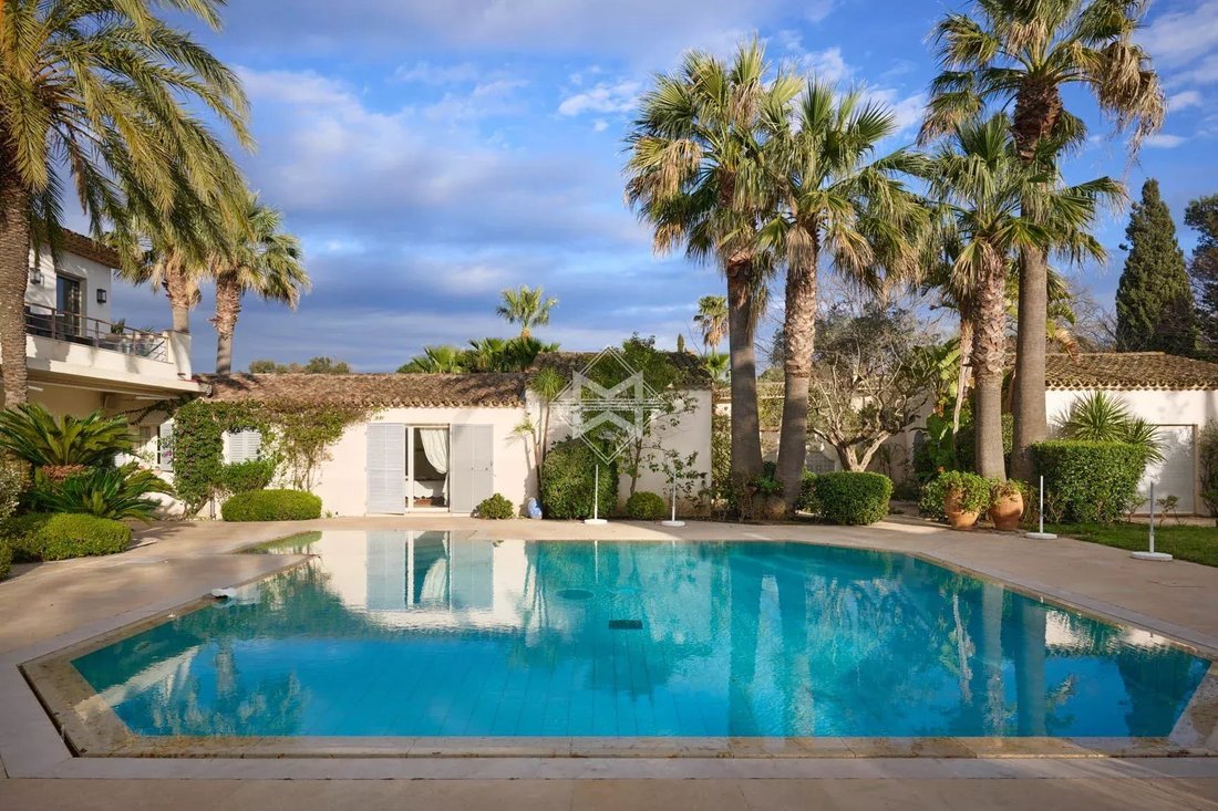 Estate in Zone Ouest Urbaine, Saint-Tropez, France 5 - 10929413