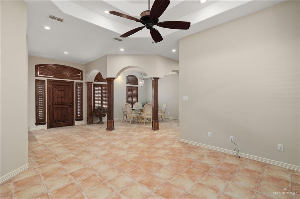 House in Elsa, Texas, United States 5 - 17620566