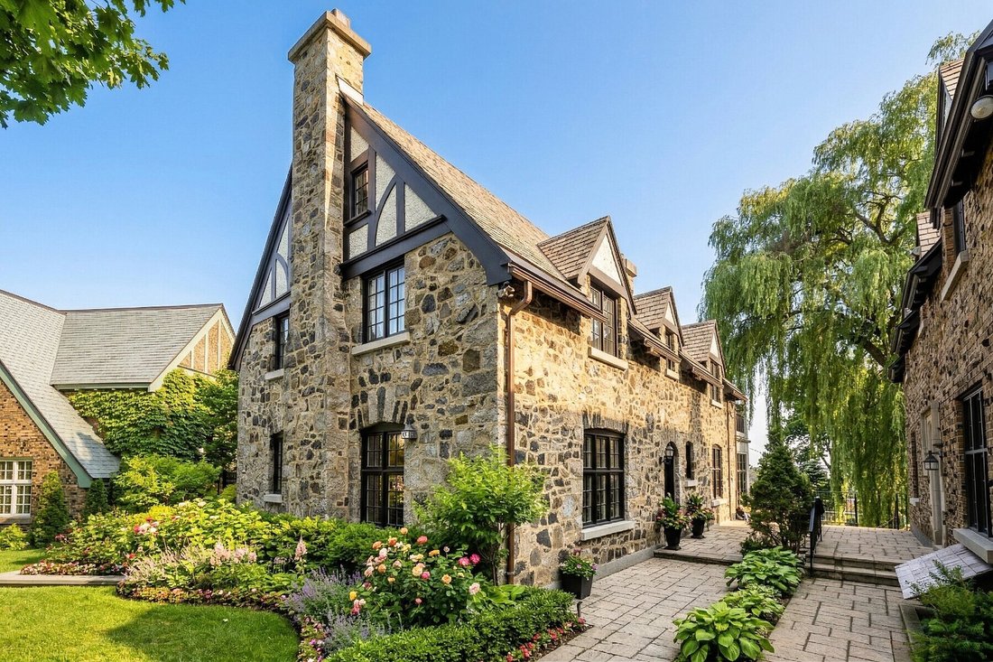 House in Westmount, Quebec, Canada 1 - 17622270