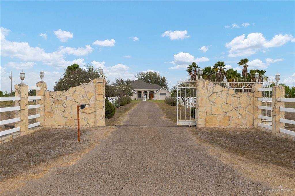 House in Elsa, Texas, United States 2 - 17620566