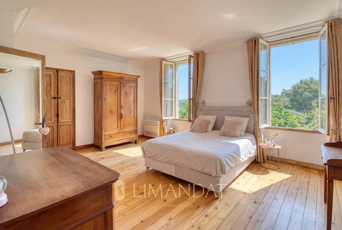 Villa in Mougins, Provence-Alpes-Côte d'Azur, France 3 - 15970579
